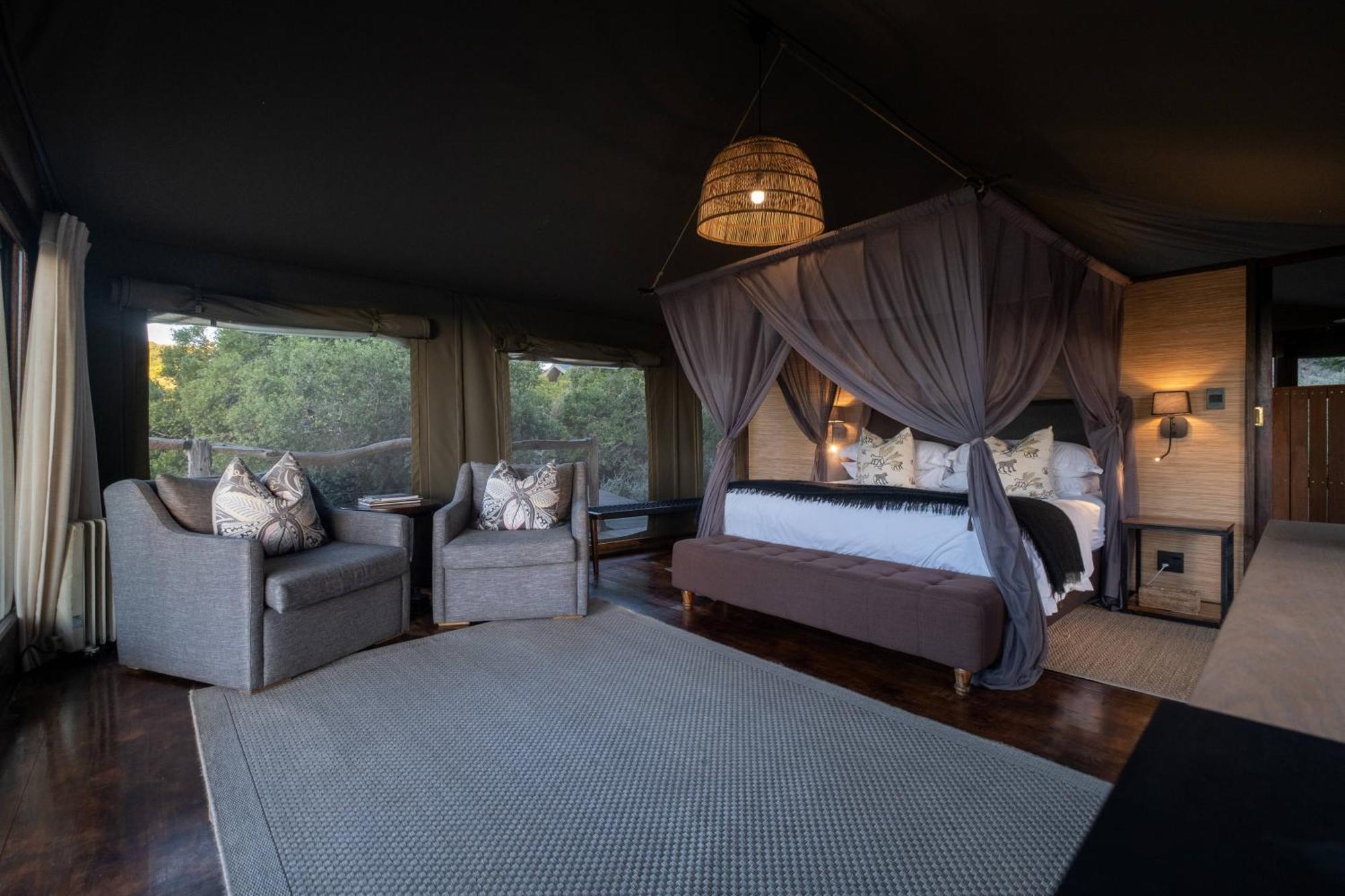 Hillsnek Safari Camp - Амакала-Ґейм-Резерв Екстер'єр фото
